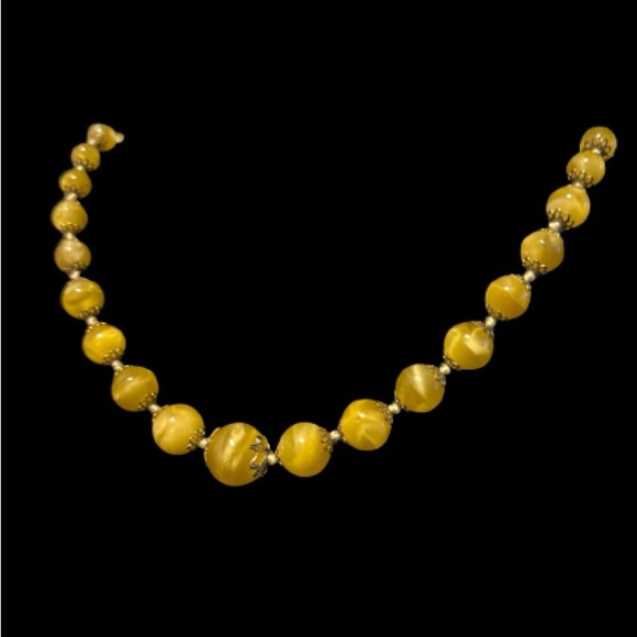 Vintage 24” Amber Colour Graduated Bead Necklace - Picture 6 of 10